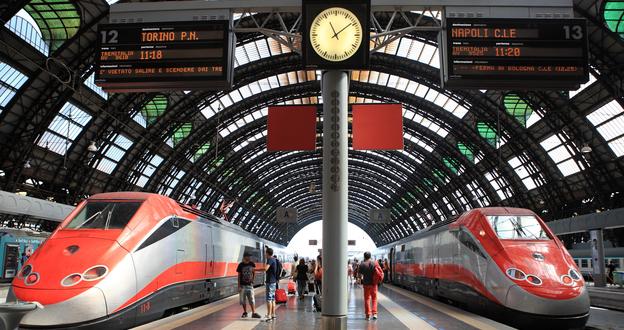 estación de tren en Torino
