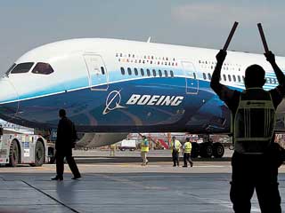 Crece demanda de aviones Boeing a pesar de la crisis económica europea