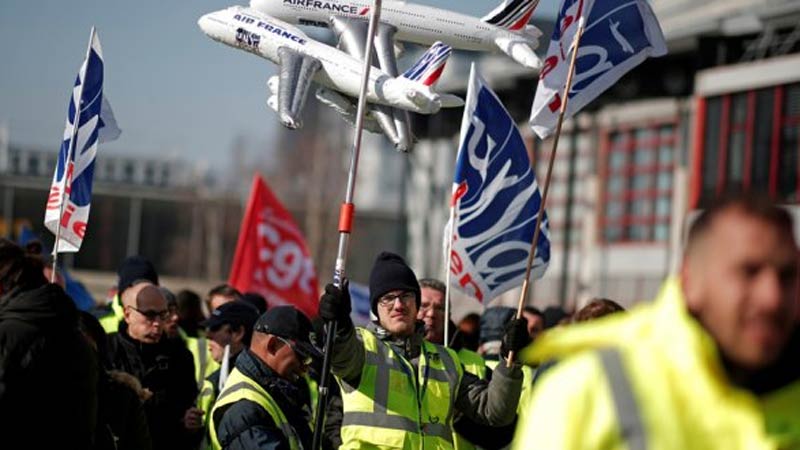 Air France garantiza el 85 % de sus vuelos en huelga de este jueves