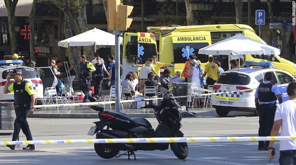 Atentados en Barcelona y Cambrils dejan víctimas de unas 20 nacionalidades