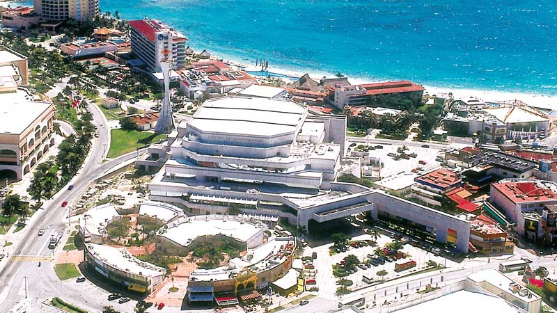 Cancún recibió más de 7 mil turistas por congresos latinoamericanos