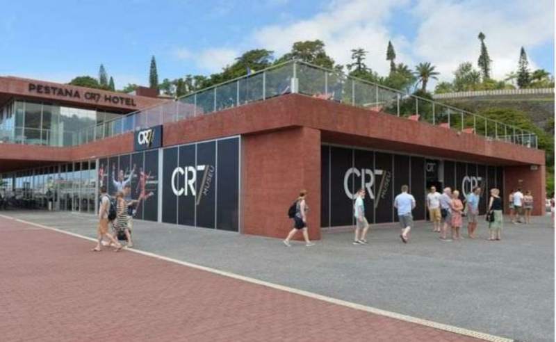 Inauguran hotel de Cristiano Ronaldo en alianza con Pestana