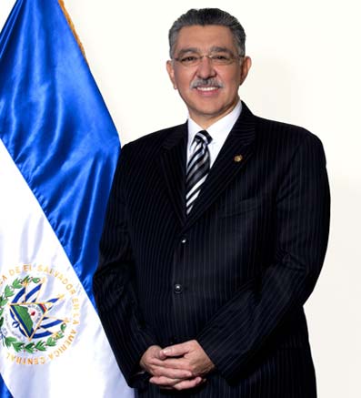 José Napoléon Duarte Durán mantiene cartera de turismo en El Salvador