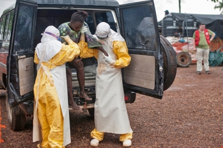 Crece temor mundial por el virus del ébola. 