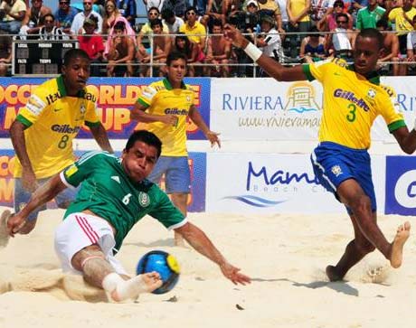 Riviera Maya Cup lleva fútbol de playa de alto nivel al Caribe mexicano