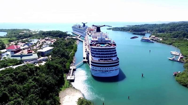 Honduras destaca a empresas de cruceros su potencial turístico