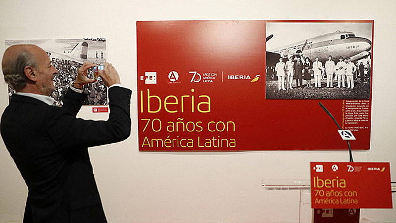 Iberia inaugura su exposición ‘70 años en América Latina’ 