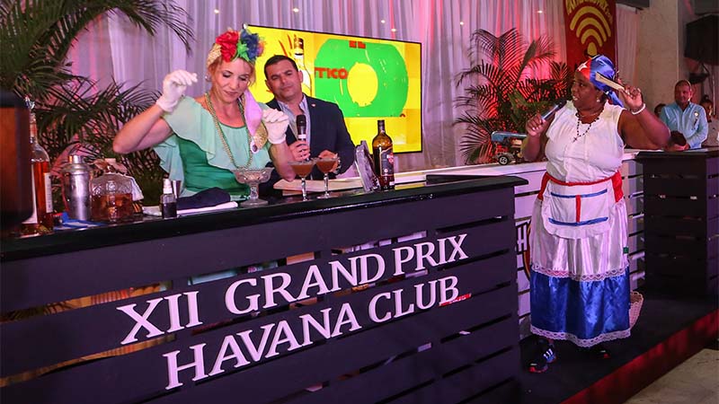 Cuba va por el Premio Internacional de Coctelería Havana Club