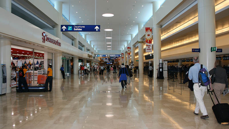 Aumentan pasajeros en aeropuertos de Quintana Roo
