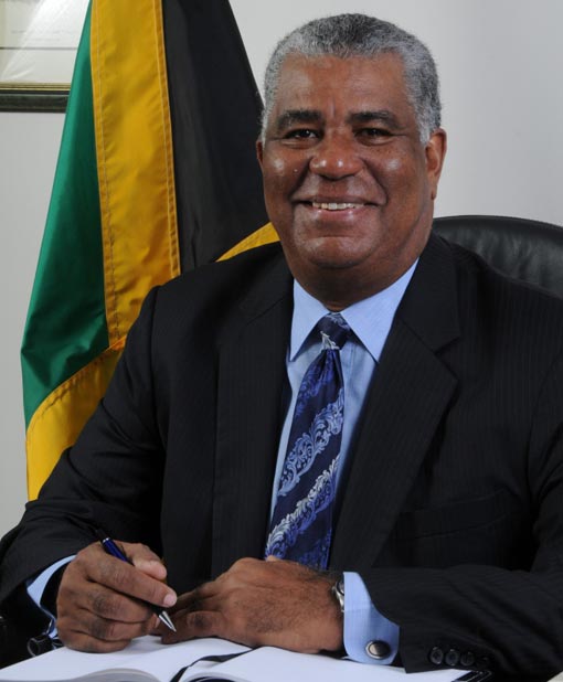 Renuncia director de Turismo de Jamaica