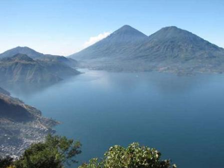 Preocupación en Guatemala por conservar sitios de atractivo turístico