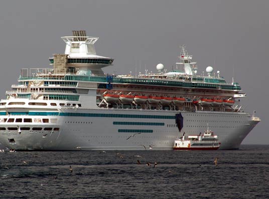 Escalas del barco Monarch de Pullmantur llevarán 150 mil viajeros a Cartagena de Indias