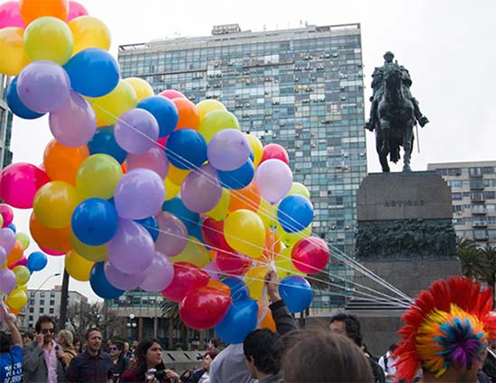 Uruguay gana relevancia como destino gay friendly