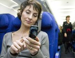 Seguridad aérea europea autorizó uso de móviles durante todo el vuelo