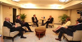 Presidente panameño se reúne con compañía de cruceros en Miami