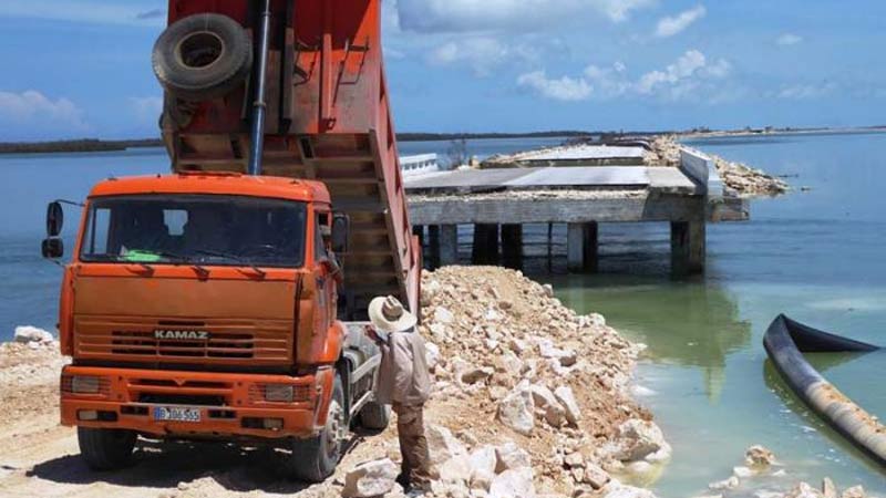 Reabrirá en noviembre pedraplén a Cayo Santa María afectado por Irma