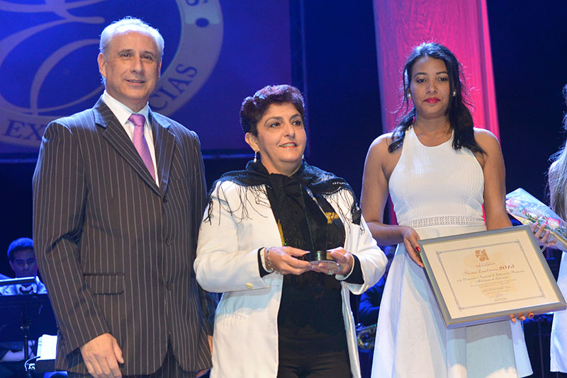 Grupo Excelencias entrega los Premios Excelencias Cuba 2016