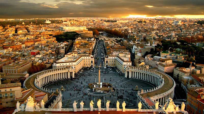 Roma ordena su turismo