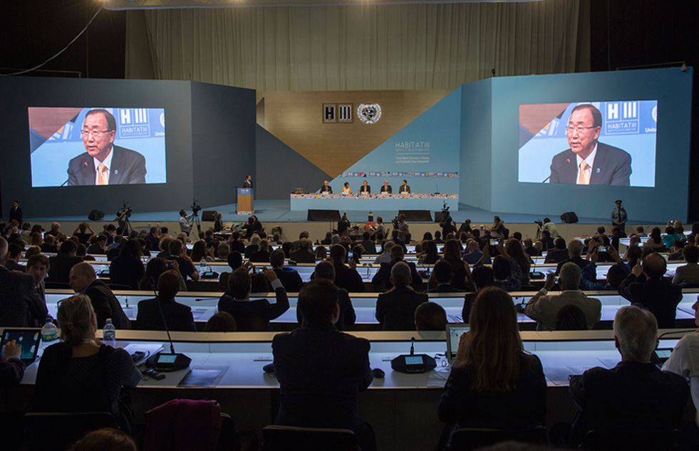 Ban Ki-moon insta al mundo a invertir más y a planificar mejor las ciudades