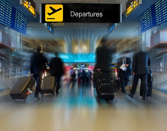 Pasajeros aún no completan la transición a smartphones para servicios de viajes