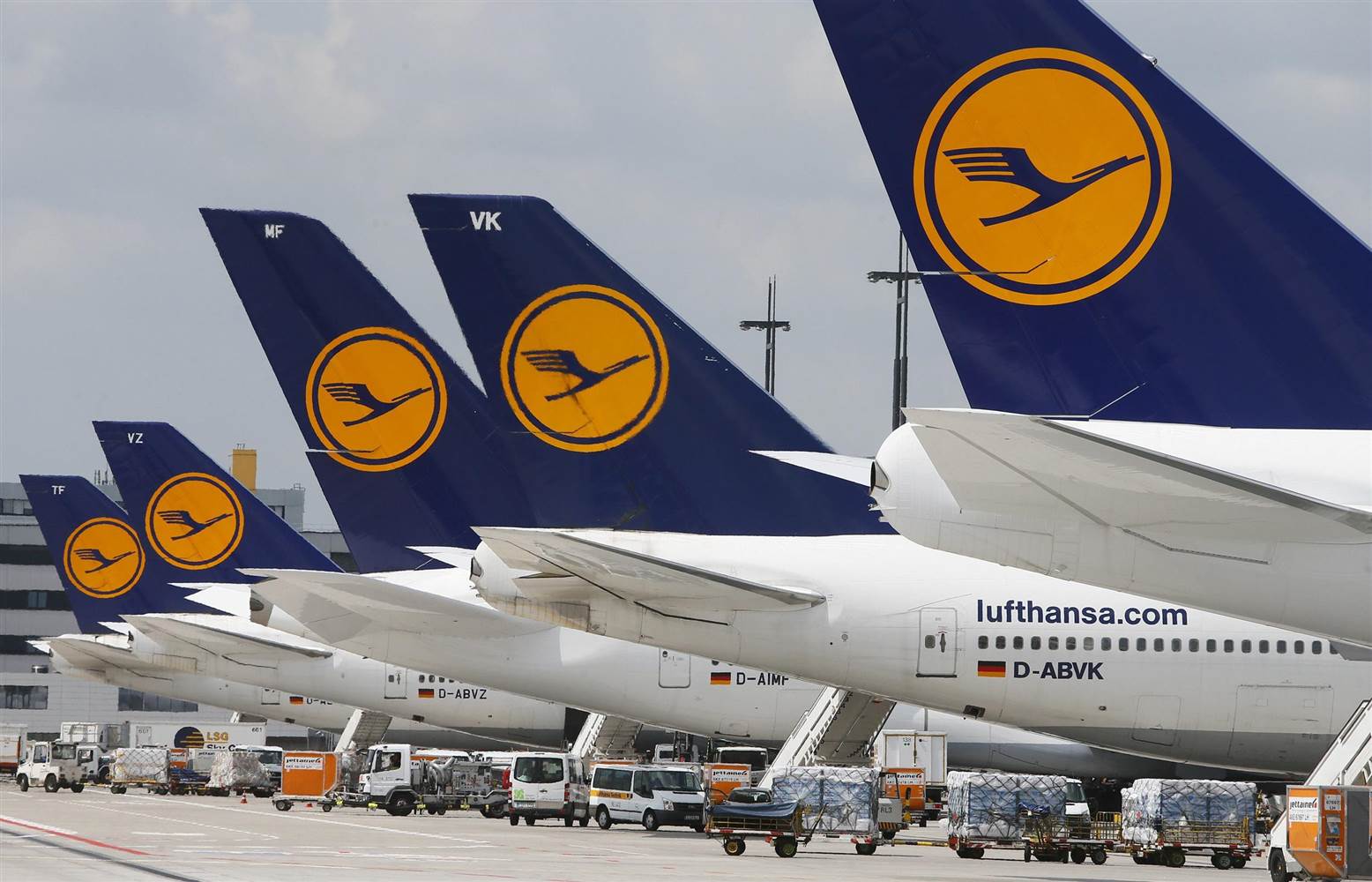 colas de aviones de Lufthansa