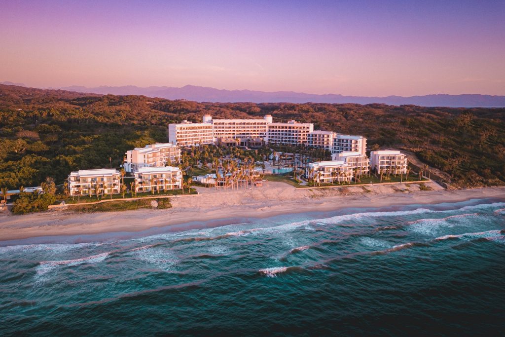 Pacífico Mexicano, hotel visto desde el aire
