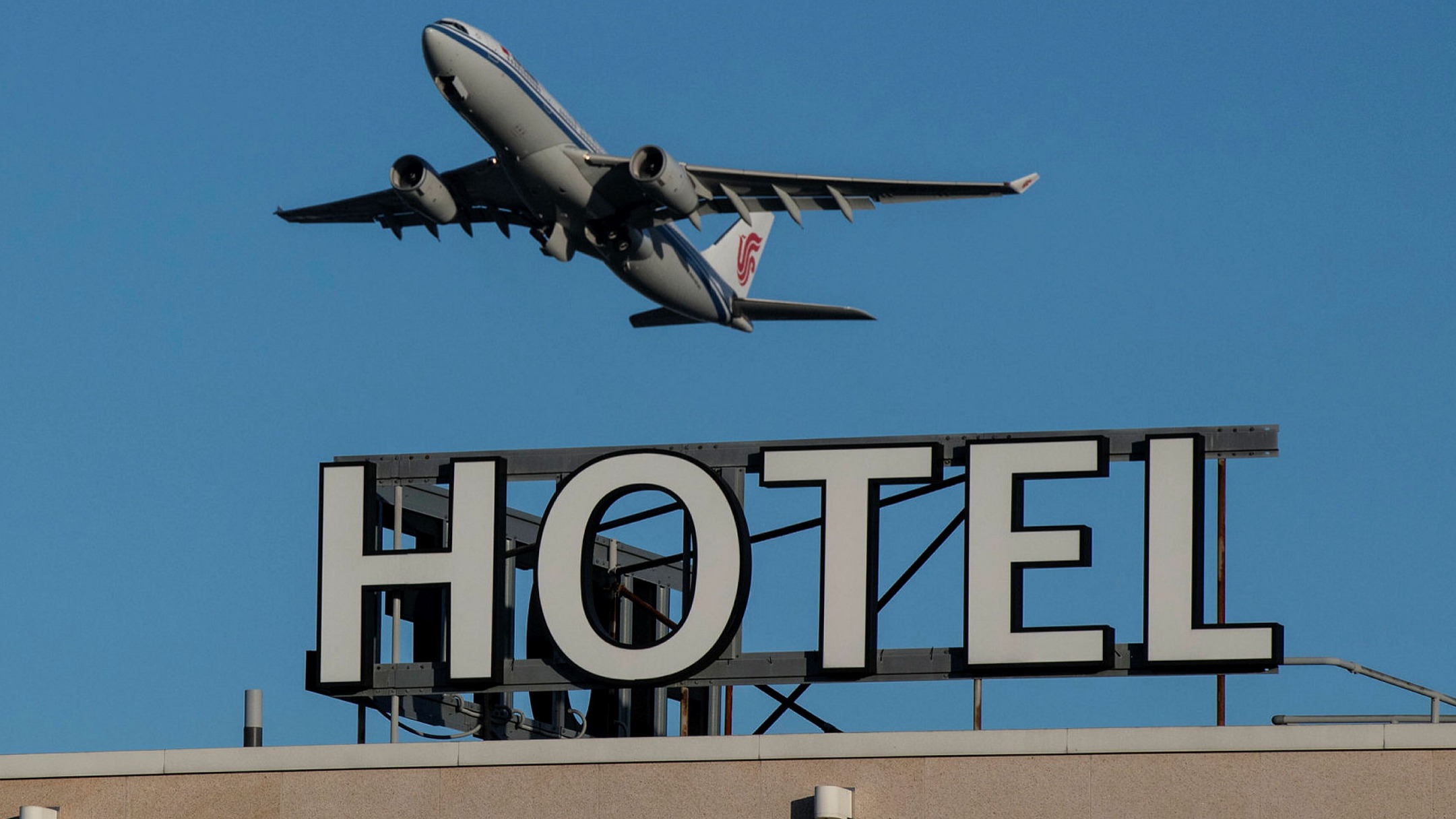hotel y avión
