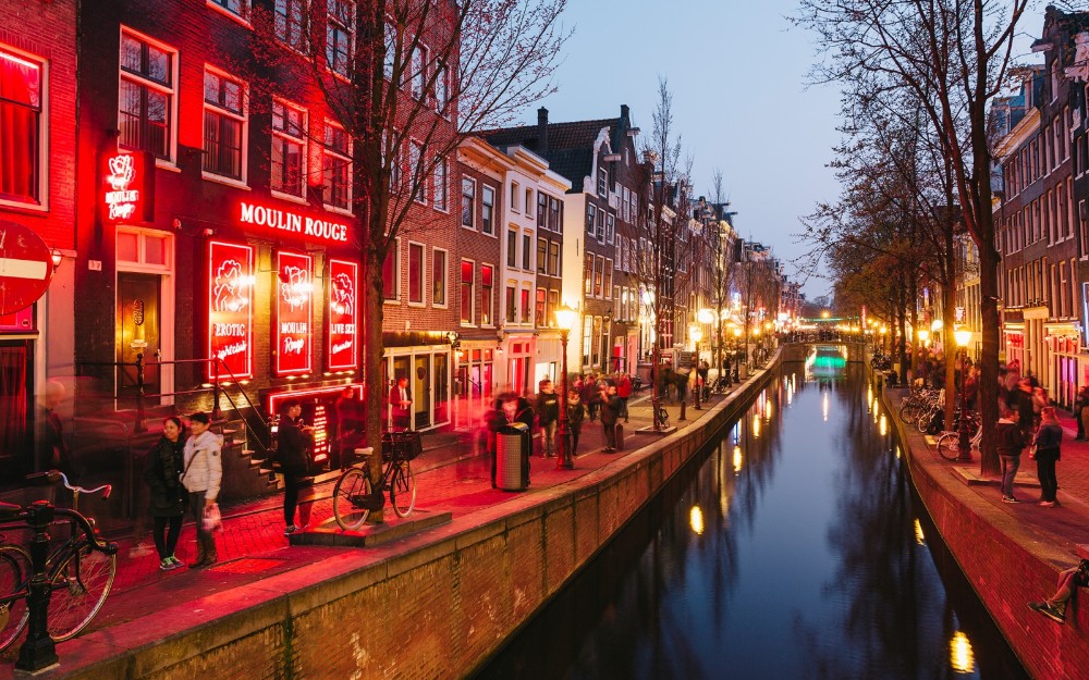Ámsterdam moverá el “distrito rojo” fuera del centro de la ciudad