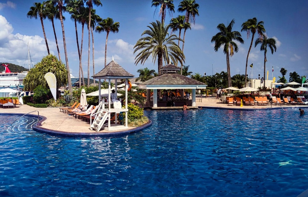 piscina de un hotel en Montego Bay, Jamaica