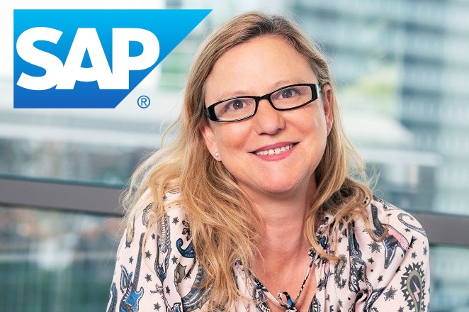 María Javierre y el logo de SAP