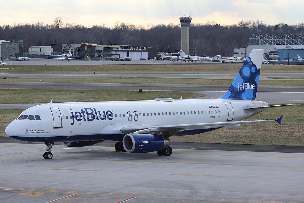 JetBlue/ Créditos  Quintin Soloviev, CC BY-SA 4.0, via Wikimedia Commons