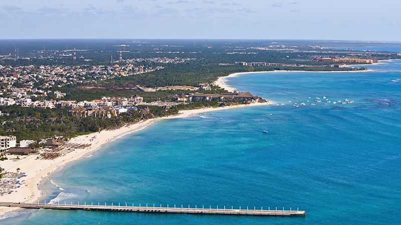 Si vas a Cancún, vuela el miércoles
