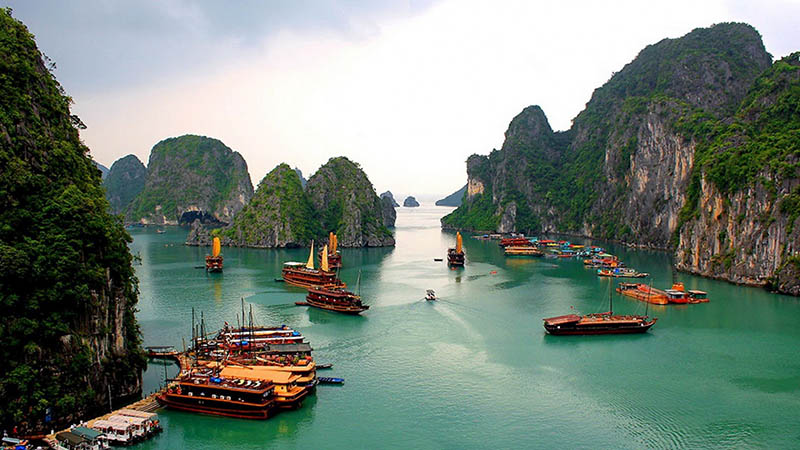 Vietnam recibe más de un millón de turistas por mes