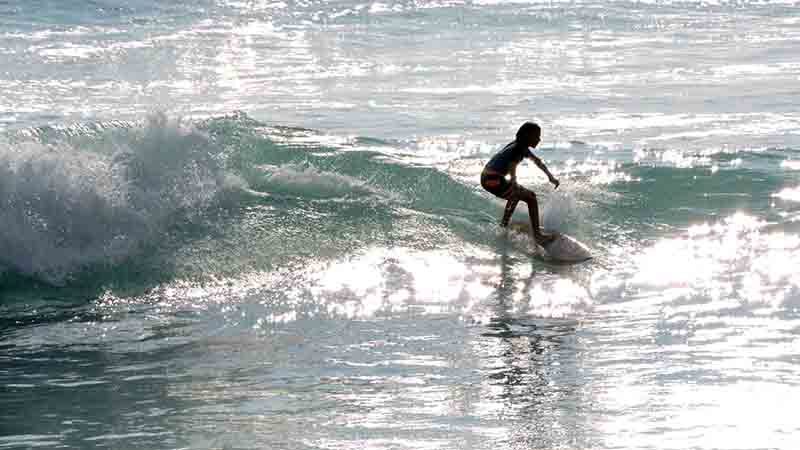 Bali, relax y surf en Indonesia
