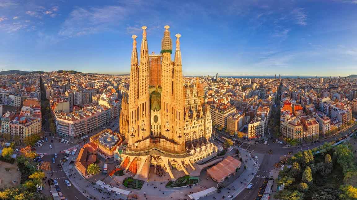  Empresas españolas prevén lenta recuperación del turismo en Barcelona