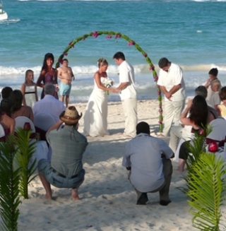 Cancún se ubica como principal destino del Caribe en el segmento de bodas 