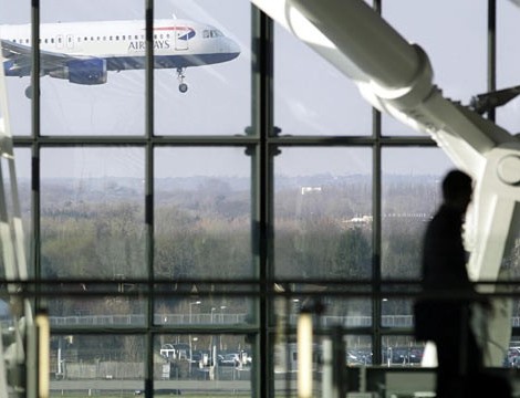  El Caribe pierde 90 mil turistas anuales por impuesto al pasajero aéreo en Reino Unido