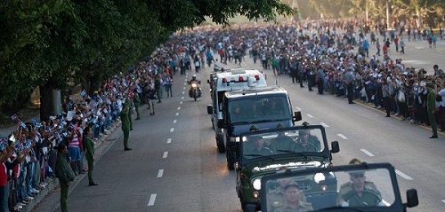 Toma rumbo a Santiago, Caravana de la Libertad con cenizas de Fidel