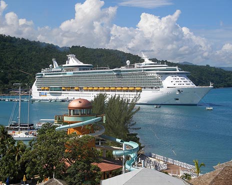 Gasto de industria de cruceros aporta dos mil millones de dólares a 21 destinos del Caribe y Latinoamérica