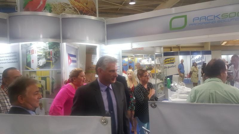 Presidente cubano visita Feria Alimentos 2.0