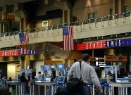 Bruselas advierte a Estados Unidos que nueva tasa a viajeros europeos afectará desplazamientos