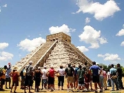 México: Afluencia turística desde Estados Unidos cayó en medio millón de viajeros en el primer semestre