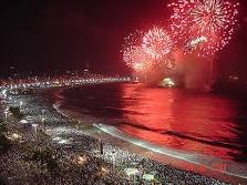 Brasil: Dos millones de personas recibieron el 2011 en Copacabana, para marcar inicio de “década de oro” de Río de Janeiro