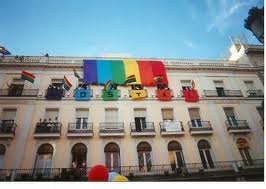España: Un recorrido por diez hostales “gay friendly” en Europa y América