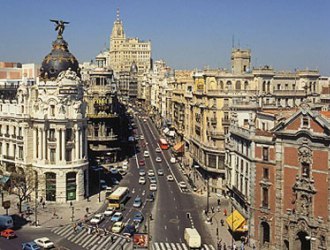Prosiguió en 2011 aumento de visitantes internacionales y del gasto turístico en España