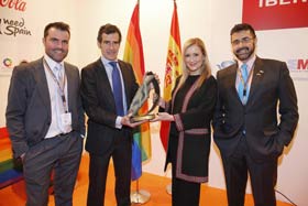  La Comunidad de Madrid recibe el Premio Turismo Diversity FITUR GAY