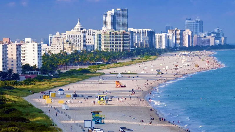 Hoteles en Miami armarán a sus empleadas