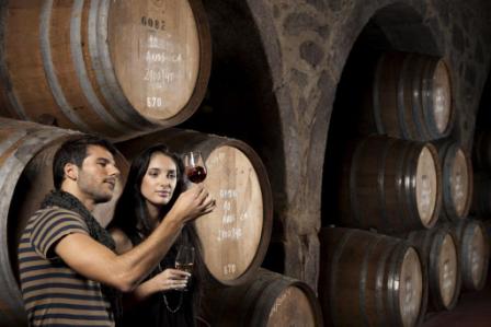 Turismo de Oporto y Norte de Portugal traen la gastronomía y el vino a FITUR 2015