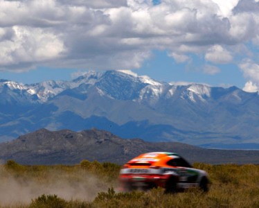 El Rally Dakar 2012 promocionará rutas en Argentina, Chile y Perú