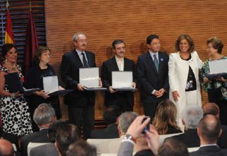 Madrid entrega los premios de turismo para Lhardy, el Corral de la Morería y los museos del Paseo del Arte